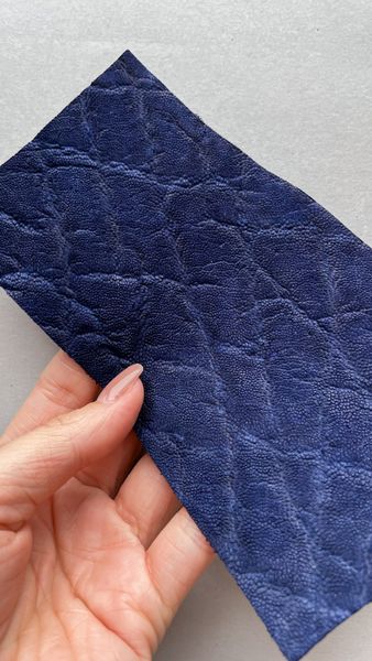 Elephant leather piece, blue 3