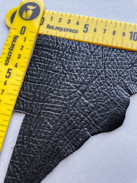Shark leather piece, black