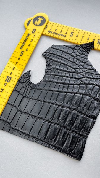 Crocodile leather piece, black