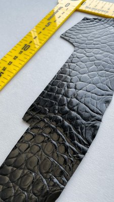 Лоскут шкіри крокодила, чорний 000000888 фото