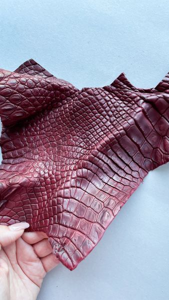 Crocodile leather piece, cherry