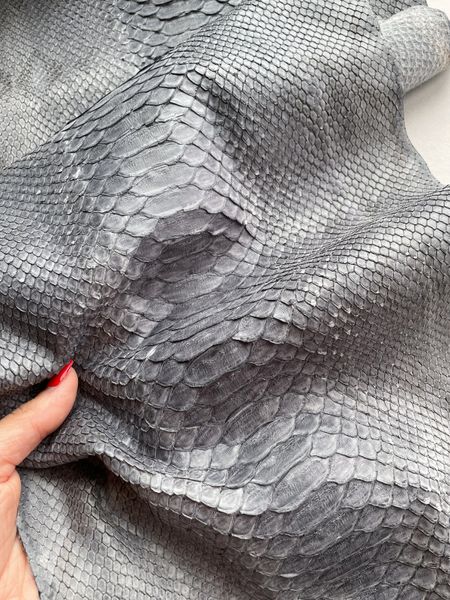 Python skin, gray 283 сm (available for cut from 20cm)