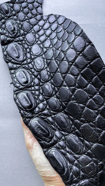 Crocodile leather piece, black