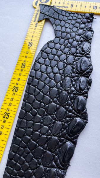 Crocodile leather piece, black