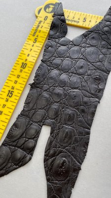 Лоскут шкіри крокодила, чорний 000002012 фото