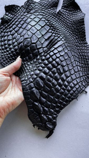 Crocodile leather piece, black