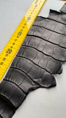 Лоскут кожи крокодила, черный 000000969 фото