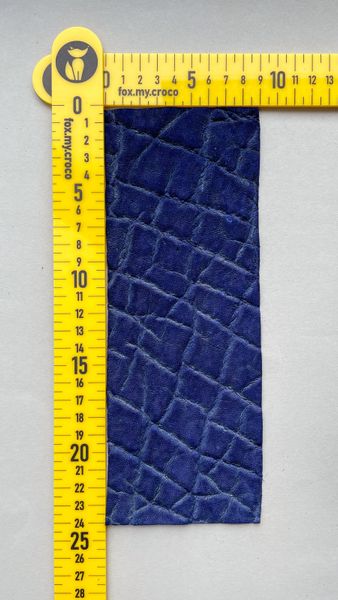 Elephant leather piece, blue 2