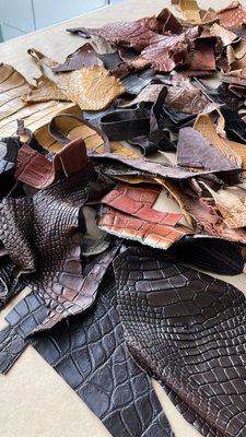 Leather pieces by weight (croco)