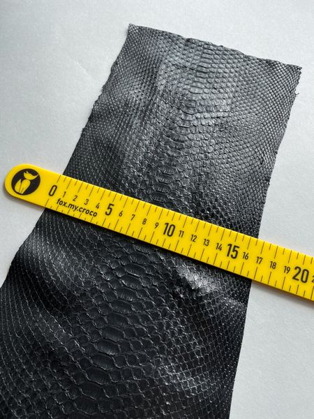 Python skin, black 243 cm (available for cut from 20cm)