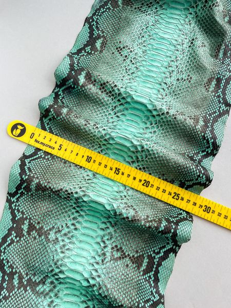 Python skin, emerald 225 сm (available for cut from 20cm)