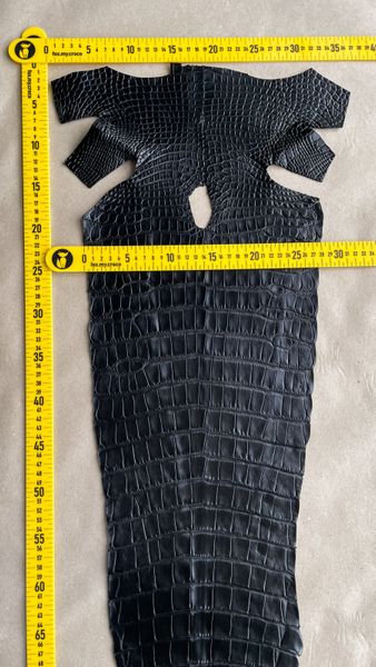 Crocodiles' Half-skin, black color