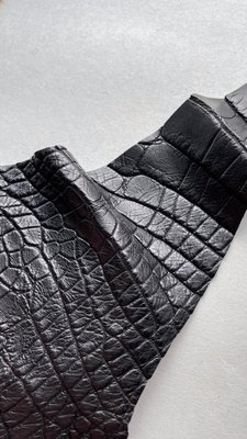 Лоскут кожи крокодила, черный 000000985 фото