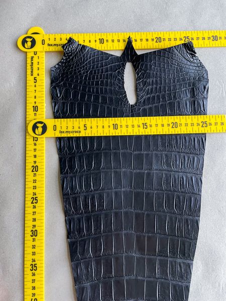 Crocodiles' tail, black color, shade 2