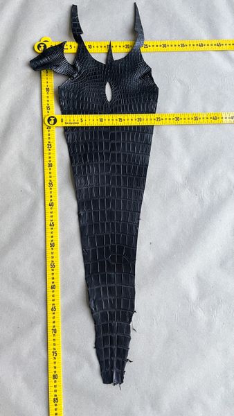 Crocodiles' tail, black color, shade 2