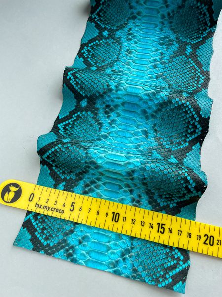 Python leather, turquoise 30 cm