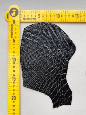 Лоскут шкіри крокодила, чорний 000000990 фото