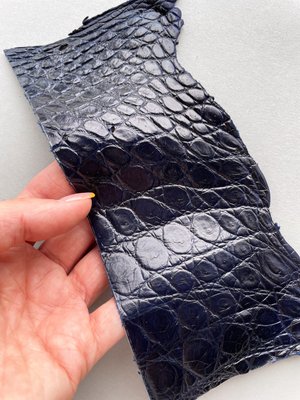 Лоскут шкіри крокодила, темно-синій 000000591 фото