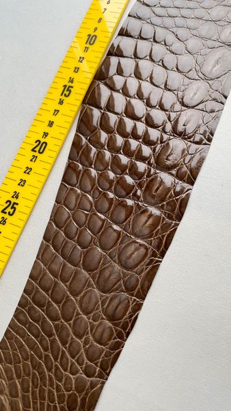 Crocodile leather piece, brown