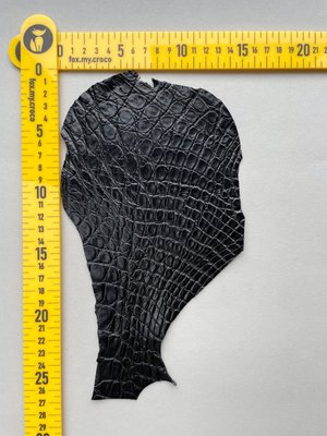 Лоскут шкіри крокодила, чорний 000000995 фото