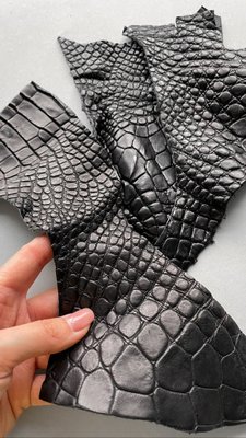 Crocodile leather kit, black