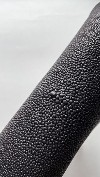 Круглий скат, нешліфований, чорний 000000869 фото