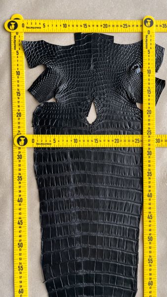 Crocodiles' Half-skin, black color