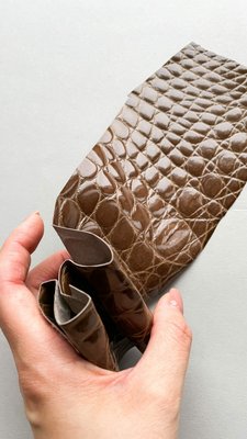Лоскут шкіри крокодила, коричневий 000000695 фото