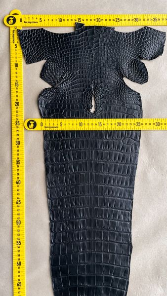 Crocodiles' Half-skin, black color