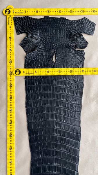 Crocodiles' Half-skin, black color