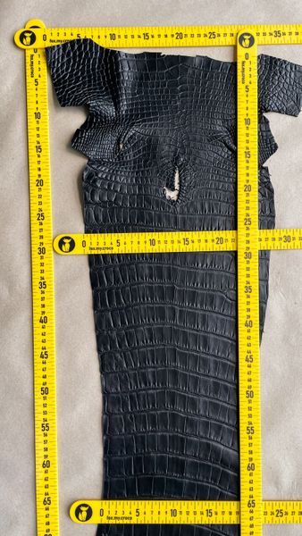 Crocodiles' Half-skin, black color